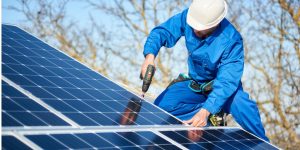 Installation Maintenance Panneaux Solaires Photovoltaïques à Charmoy